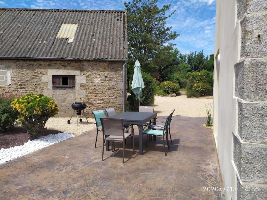 הוילה Saint-Pol-de-Léon Chez Denise מראה חיצוני תמונה